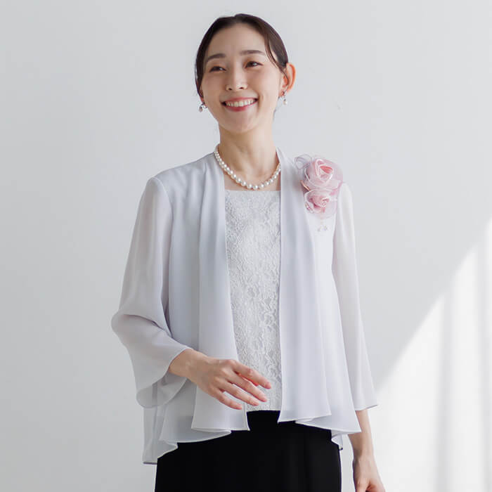 羽織り風シフォンを組合せたラメレースブラウス